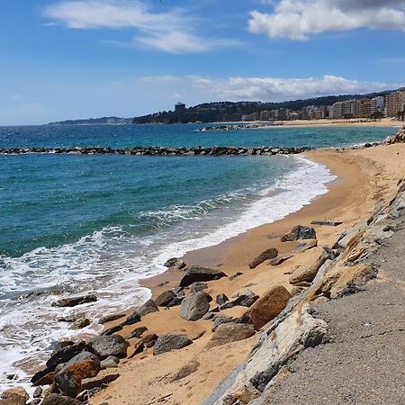 Apartamento En Primera Linea De Mar - Sant Antoni De Calonge 卡隆赫 外观 照片