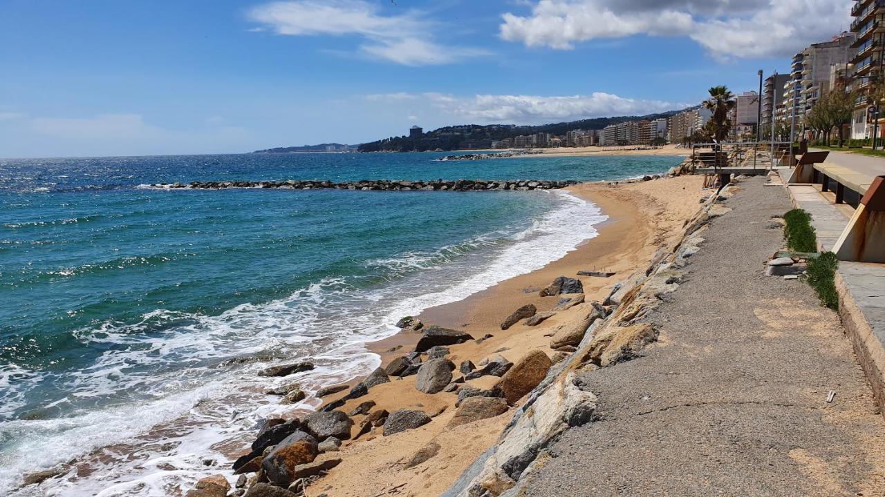 Apartamento En Primera Linea De Mar - Sant Antoni De Calonge 卡隆赫 外观 照片