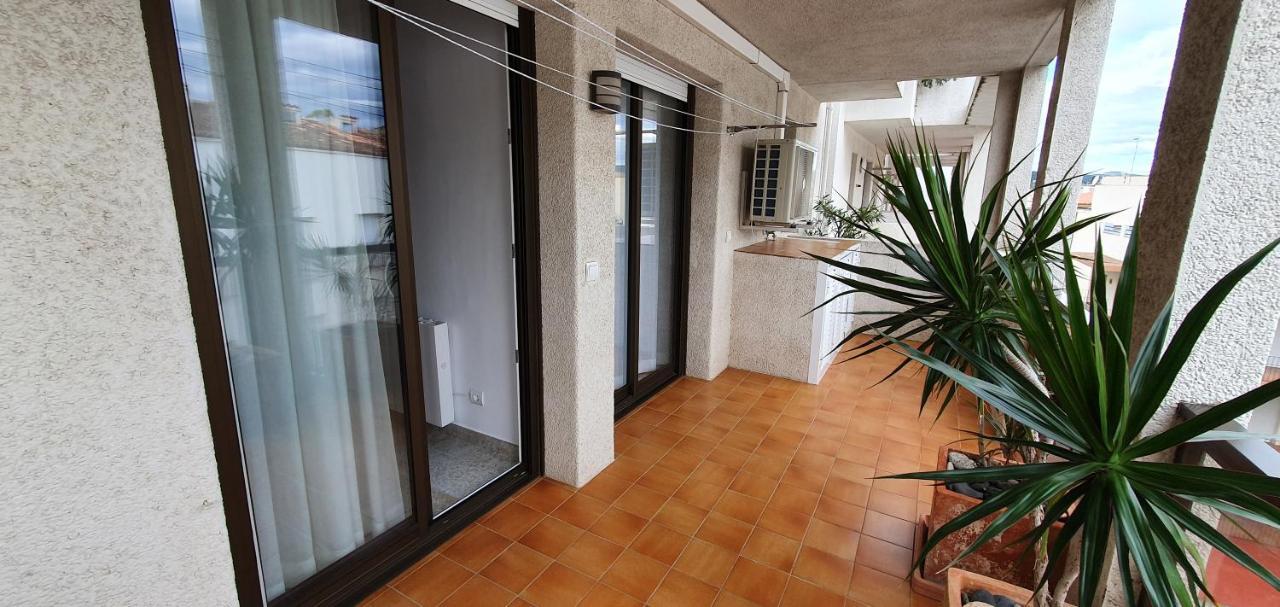 Apartamento En Primera Linea De Mar - Sant Antoni De Calonge 卡隆赫 外观 照片